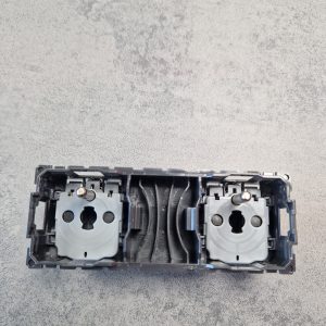 Mécanisme Prise de courant legrand céliane 2x2p+t précâblée 067124