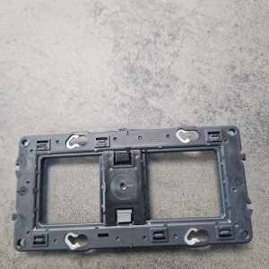 Support à vis pour mosaic , céliane - horiz/vert pour 2 postes - 4/5 modules 080252