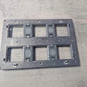 Support grand format batibox pour legrand mosaic/celiane - 2 x 3 postes - 2 x 6/8 modules 080266