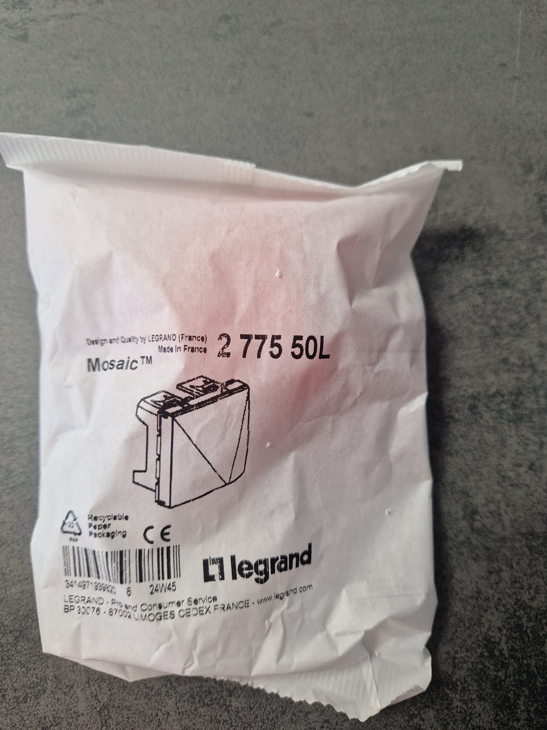 Sortie de câbles legrand mosaic avec serre-câbles - 20 a - 2 mod - blanc 077550