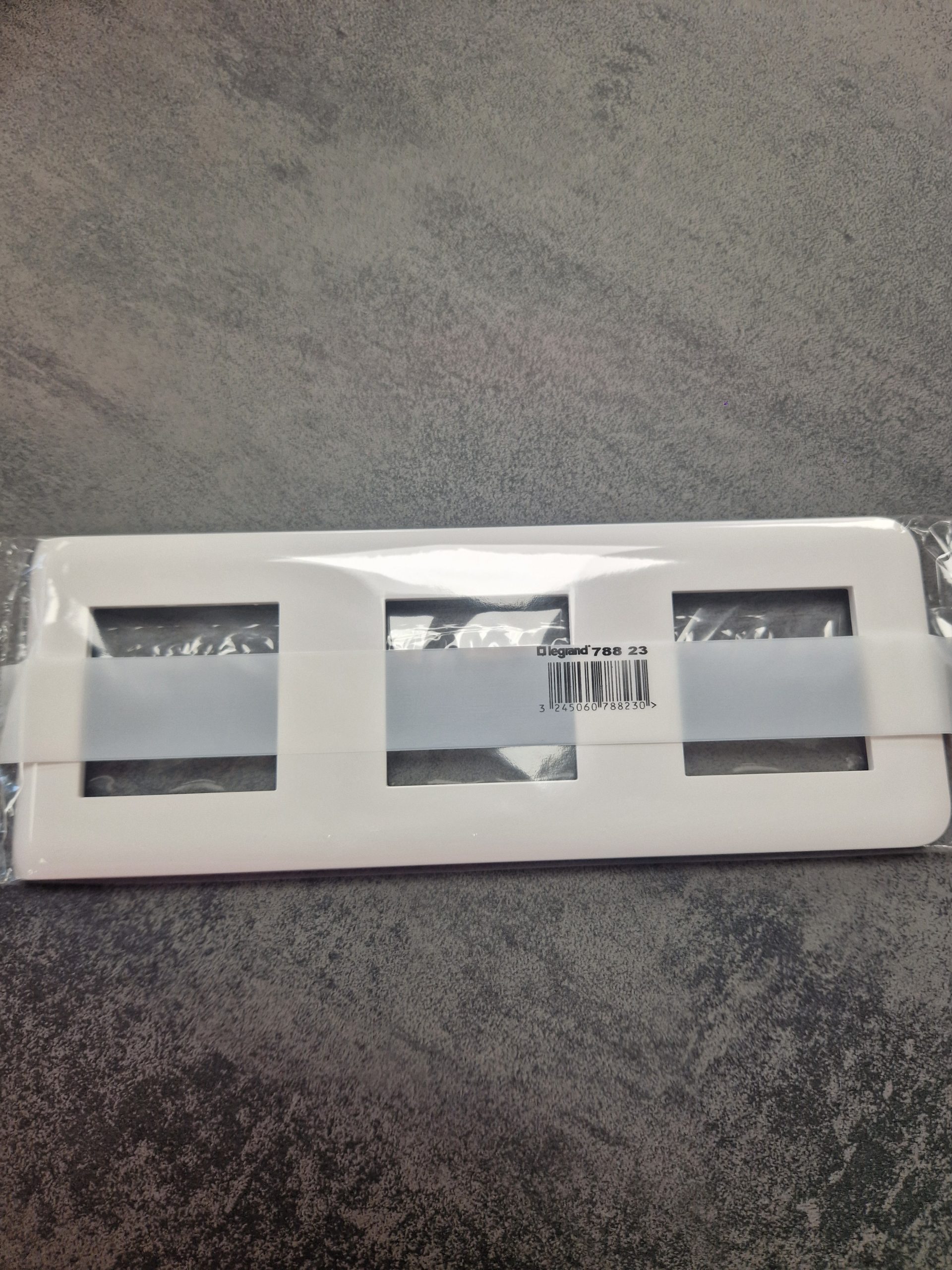 Plaque pour prise et interrupteur legrand mosaic - 3x2 modules vertical - blanc 078823L