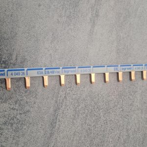 LEGRAND Peigne d'alimentation électrique Phase Neutre 13 modules - 404926