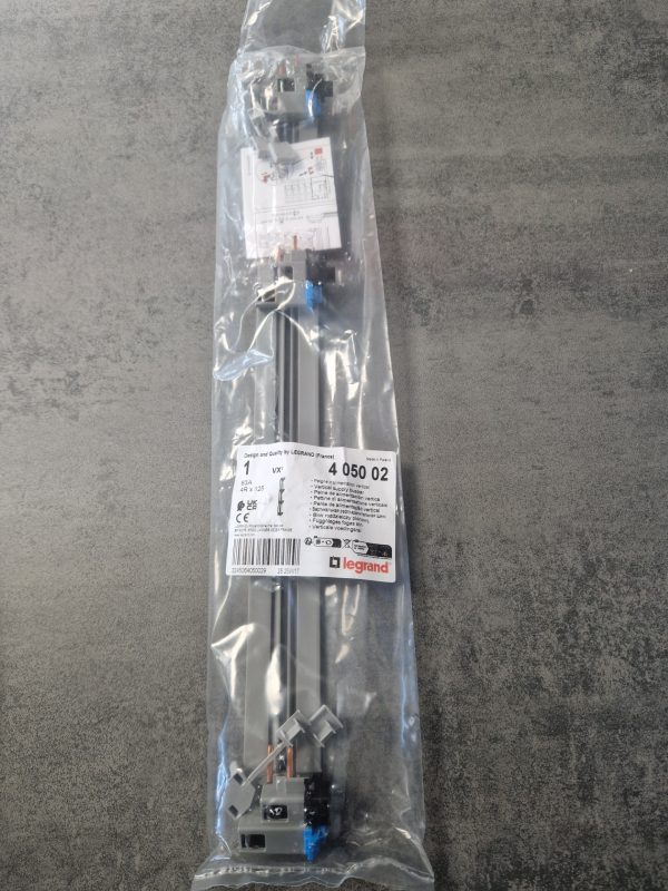 LEGRAND Drivia Peigne vertical 4 rangées entraxe 125mm - 405002
