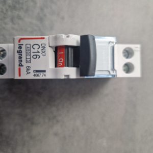 LEGRAND DNX3 Disjoncteur 16A Ph+N courbe C 4.5kA 230V - 406774