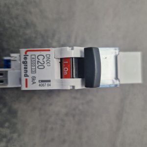 Legrand 406784 | DNX3 DISJONCTEUR 1P+NG C20 4500A/6KA