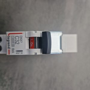 Legrand 406786 | DNX3 DISJONCTEUR 1P+NG C32 4500A/6KA