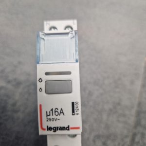 LEGRAND 412400 CX3 Télérupteur 16A 1NO monophasé silencieux