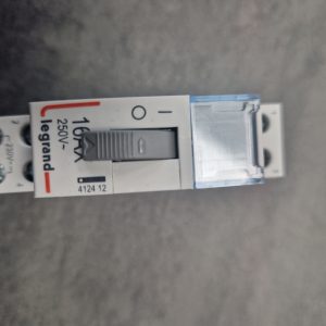 Legrand 412412 - Télérupteur CX3 - VIS - Bipolaire 16A - 230V