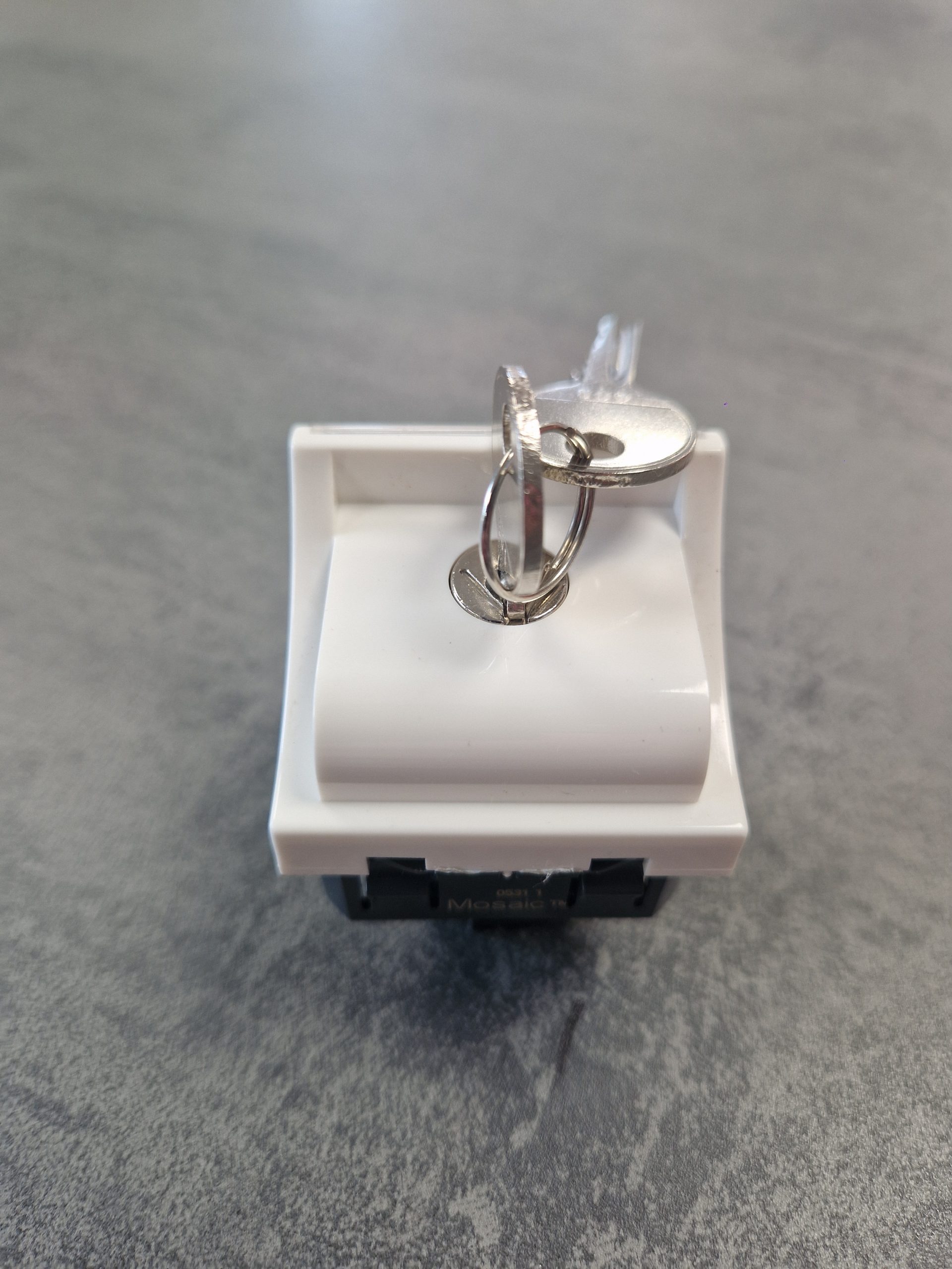 LEGRAND MOSAIC 074062 - Interrupteur à clé 2 positions F+O