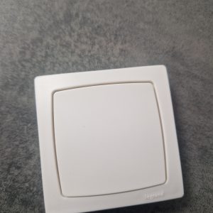 Legrand - Oteo - Bouton Poussoir - 6A - 230V - Réf : 086006