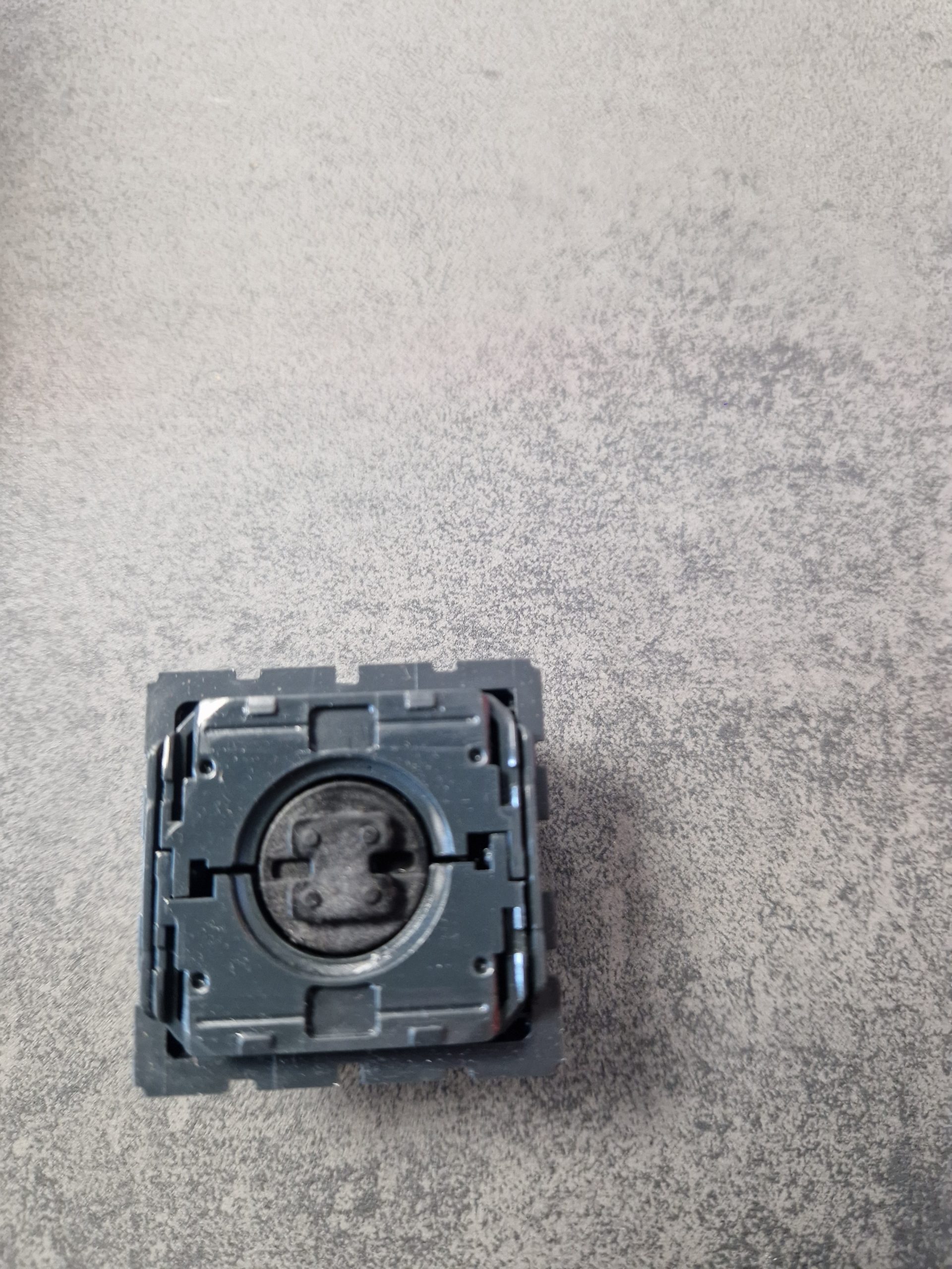 Interrupteur de volets roulants céliane pour commande directe de moteur CM0043