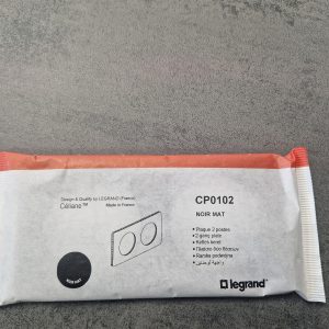 plaque de finition céliane 2 postes - noir mat CP0102