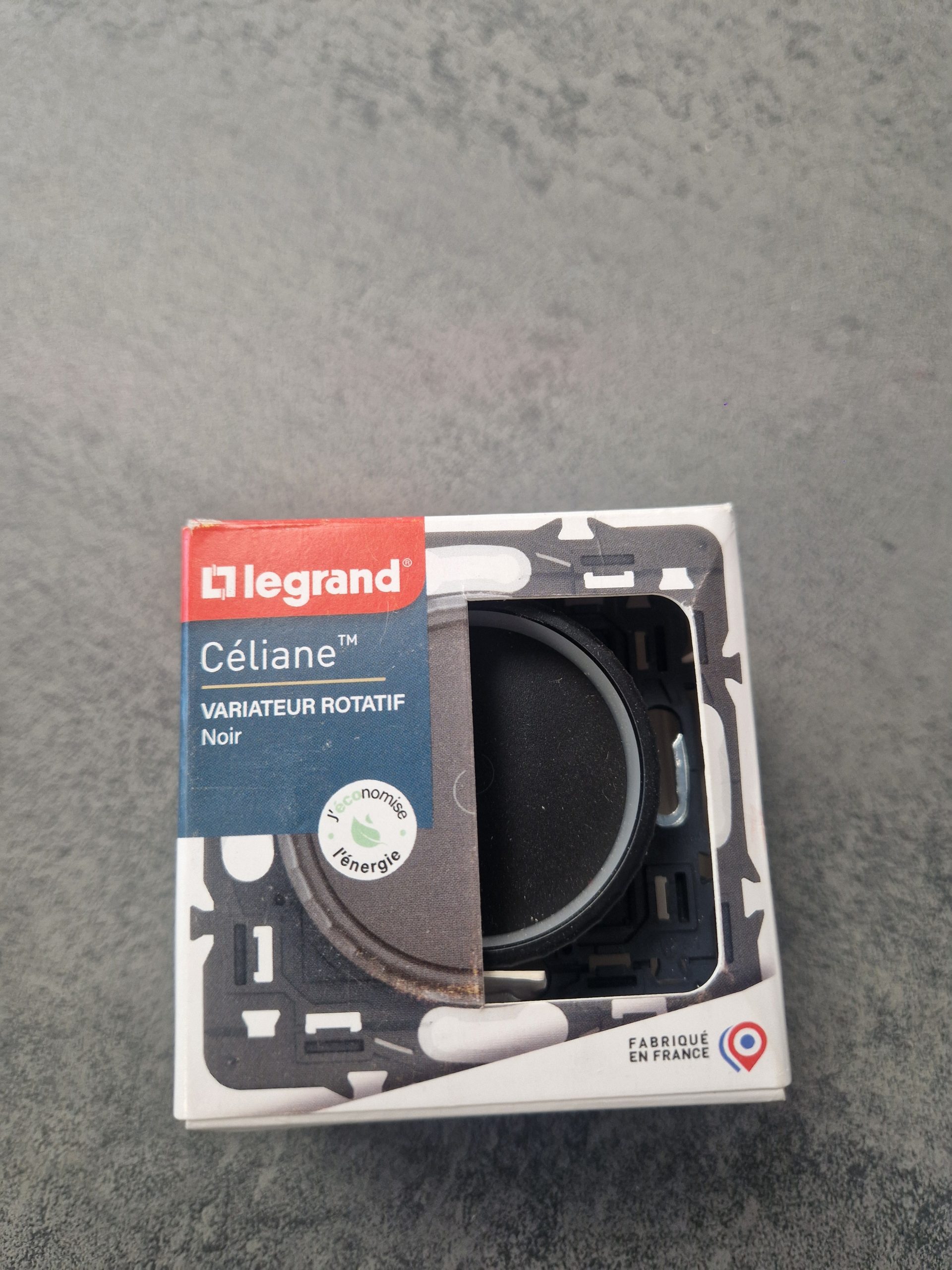 Variateur avec bague rotative 200w led céliane - enjoliveur noir et support CZ0408